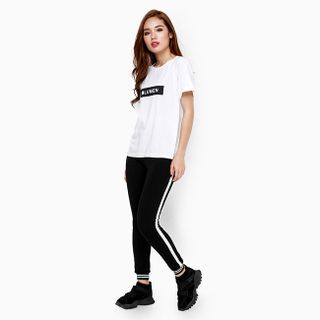Áo thun nữ tay ngắn màu trắng họa tiết chữ M1