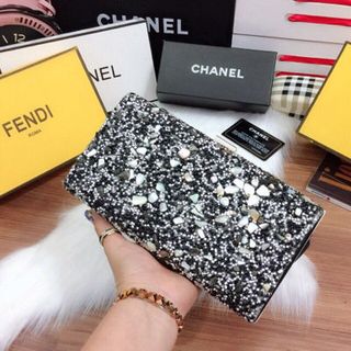 ví dự riệc đính đá cao câp