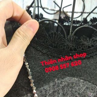 áo khoác dạ cổ phối ren