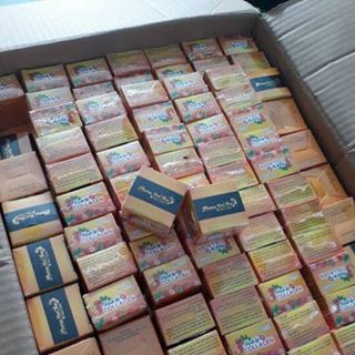 son dưỡng ủ môi collagen trị môi thâm khô môi