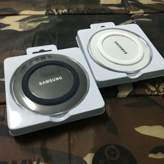 Đế Sạc Không Dây