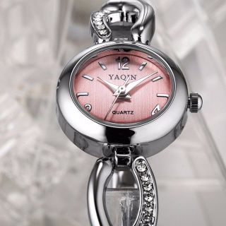Đồng hồ lắc tay YaQin ND100