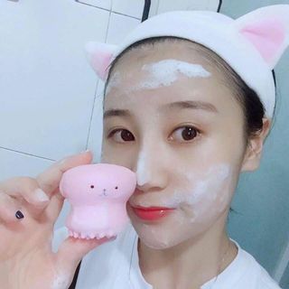 MÚT RỬA MẶT BẠCH TUỘC