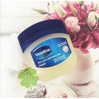 Sáp Dưỡng Ẩm Vaseline Pure Petroleum Jelly 46g