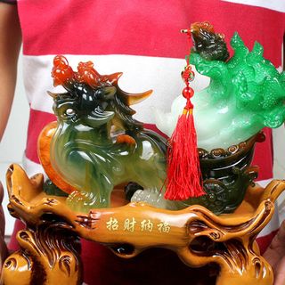 tỳ hưu cõng củ cải
