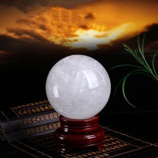 Quả cầu phong thủy- đá thạch anh trắng