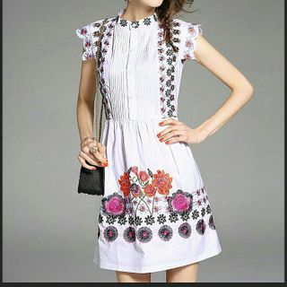ĐẦM XÒE TAY CON HỌA TIẾT THÊU 160144