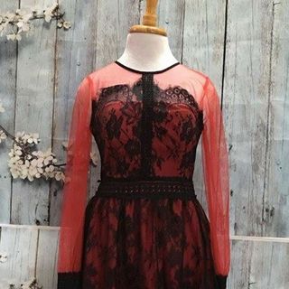 đầm ren phối lưới