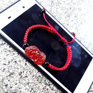 Vòng Tay Dây Vải Tỳ Hưu Đỏ Mã Não