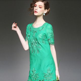 ĐẦM VOAN HỌA TIẾT THÊU 160170