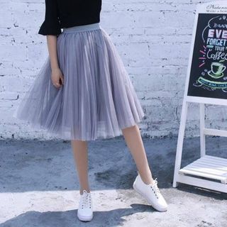 chân váy dập ly