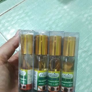 Dầu gió thảo dược nhân sâm Thái Lan dạng bi lăn