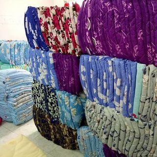 Sỉ sét com chăn ga coottong Polly 5 món - chần bông