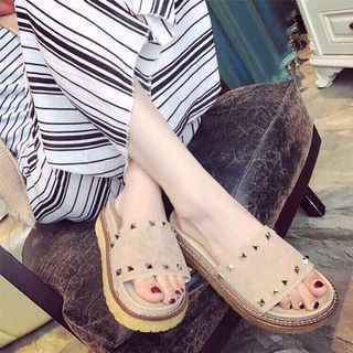 dep quai ngang tan đinh