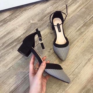 giày cao got vuông