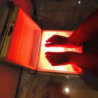 Đá muối massage chân