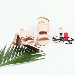 Sandal Nados