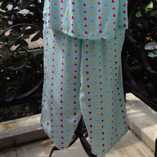 Bộ toĺ lửng cổ yếm - 001