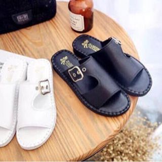 Dép quai ngang đế ép