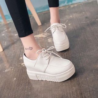 giày banh mi độn đế cá tính