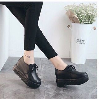 giày banh mi độn đế cá tính