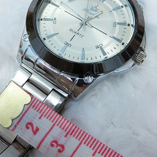 Đồng Hồ Nam Dây Kim Loai 048 Có Hộp