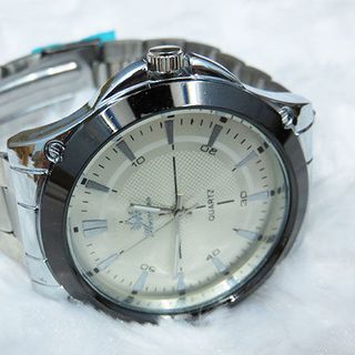 Đồng Hồ Nam Dây Kim Loai 048 Có Hộp