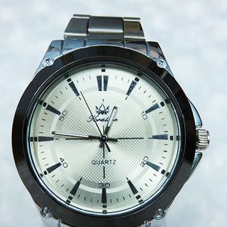 Đồng Hồ Nam Dây Kim Loai 048 Có Hộp