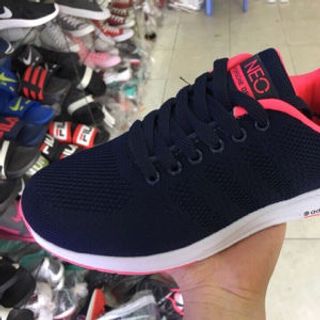 giày thể thao giá sỉ tốt