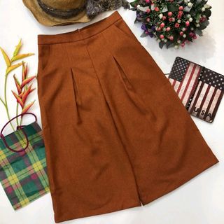 Quần ống rộng thiết kế