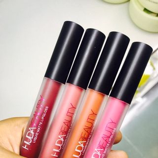 Son kem Huda Beauty TGS9058