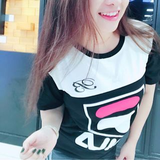 chuyên sĩ áo thun nam nử