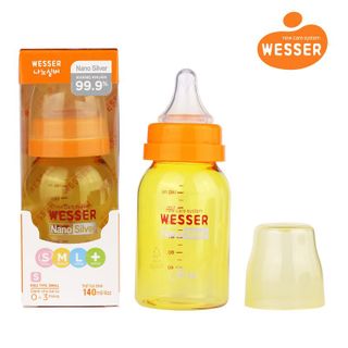 khăn ướt và bình sữa Wesser
