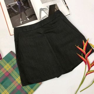 Váy sort công sở