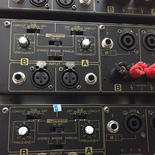 CỤC ĐẨY CÔNG SUẤT YAMAHA P2500S
