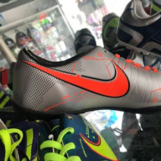 Giày đá banh neymar X