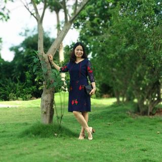 Đầm nữ
