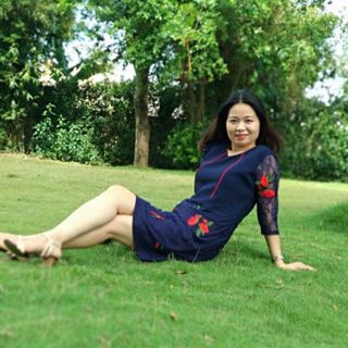 Đầm nữ