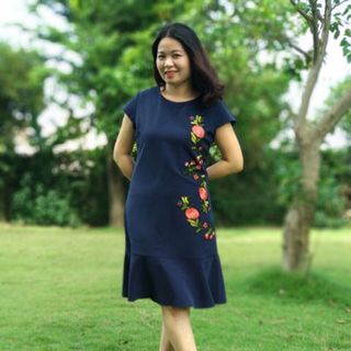 Đầm nữ
