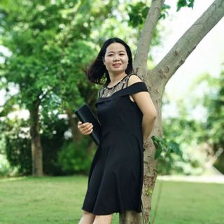 Đầm nữ