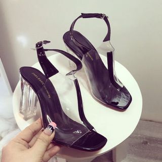 giày sandal got vuông