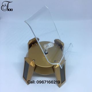đế xoay trưng bày có đèn led