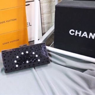 ví đá kèm dây đeo