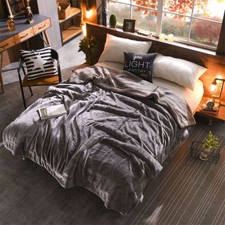 Chăn Lông Cừu Untilmart