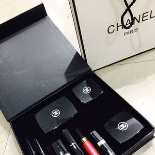 Trang điểm 9 món