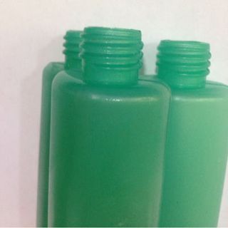 Mua Vòi mỹ phẩm nước hoa TẶNG chai hình trái tim