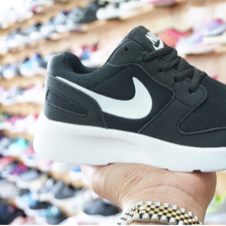 giày thể thao - giá sỉ​ giá bán buôn