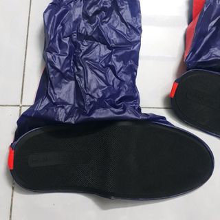 bọc giày đi mưa siêu rẻ