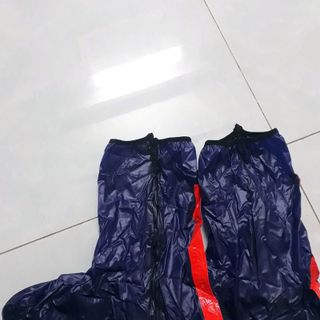 bọc giày đi mưa siêu rẻ
