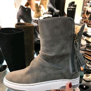 Giày QC sỉ đồng giá